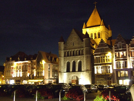 TOURNAI 2013 - Église Saint-Quentin, Grand-Place